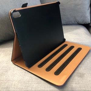 New Black & Tan iPad Soft Leather Cover
